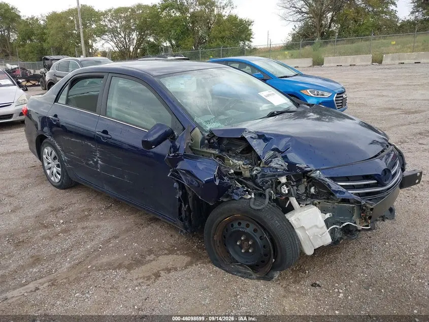 2013 TOYOTA COROLLA LE
