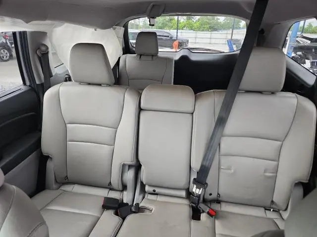 2021 HONDA PILOT SE  