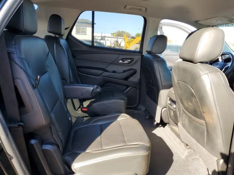 2019 CHEVROLET TRAVERSE LT  
