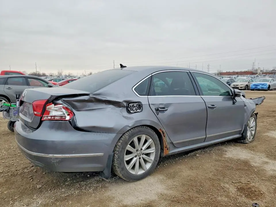 2012 VOLKSWAGEN PASSAT SEL  