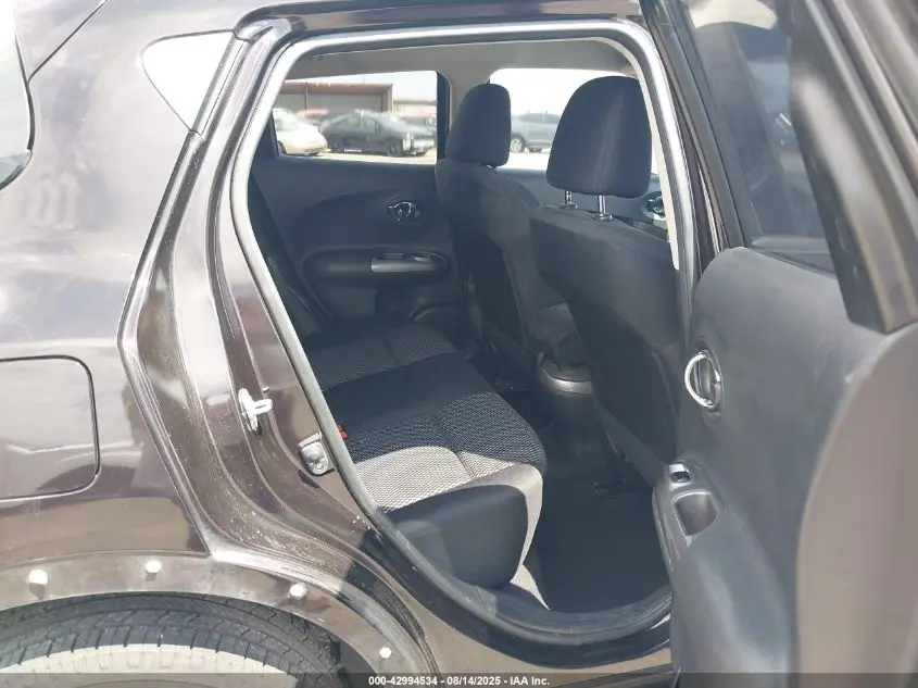 2016 NISSAN JUKE S