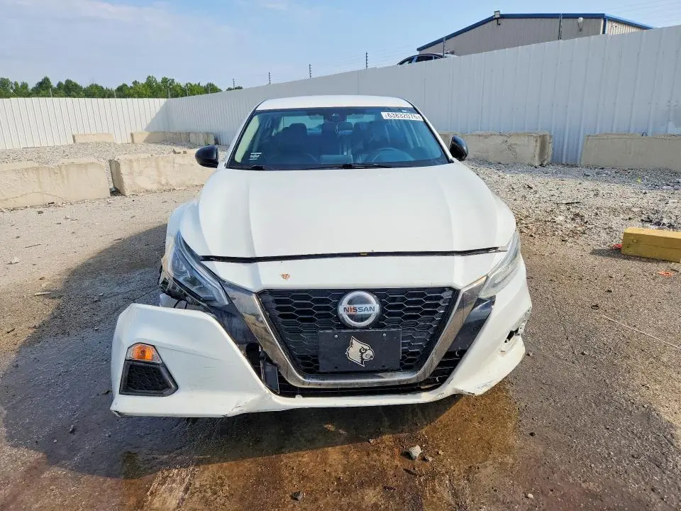 2020 NISSAN ALTIMA SR  