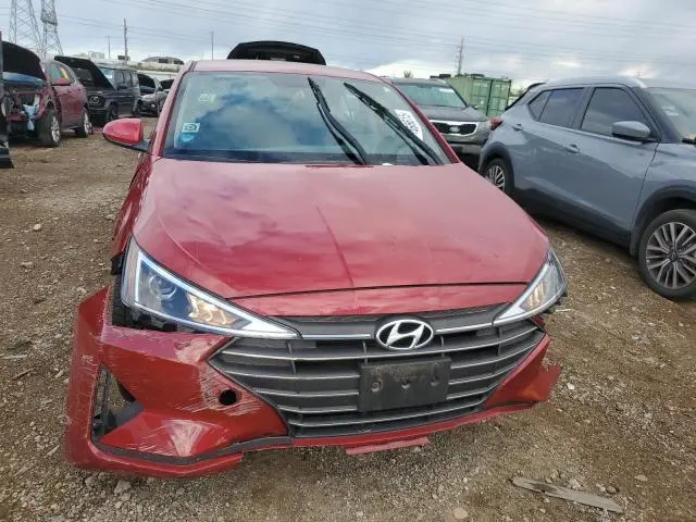 2019 HYUNDAI ELANTRA SE  