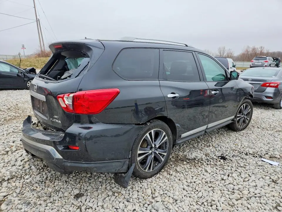 2018 NISSAN PATHFINDER S  