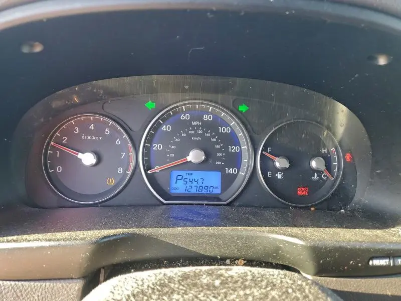 2012 HYUNDAI SANTA FE GLS  