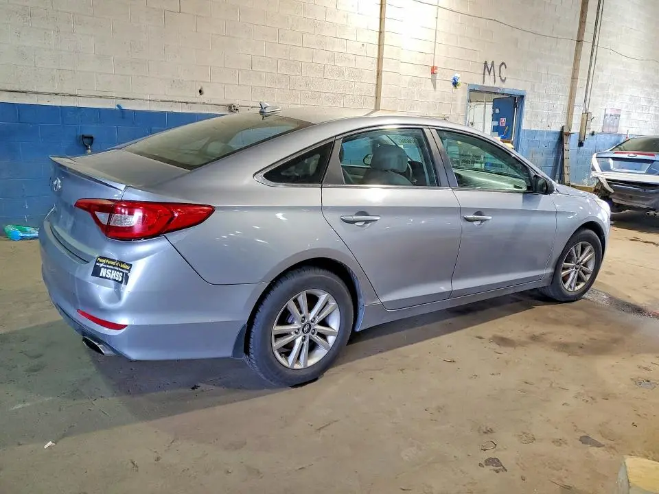 2016 HYUNDAI SONATA SE  