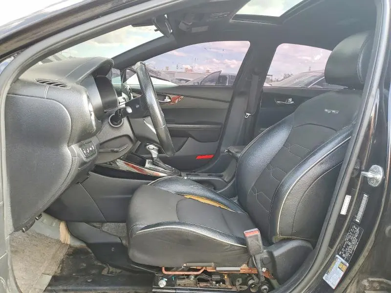 2020 KIA FORTE GT LINE  