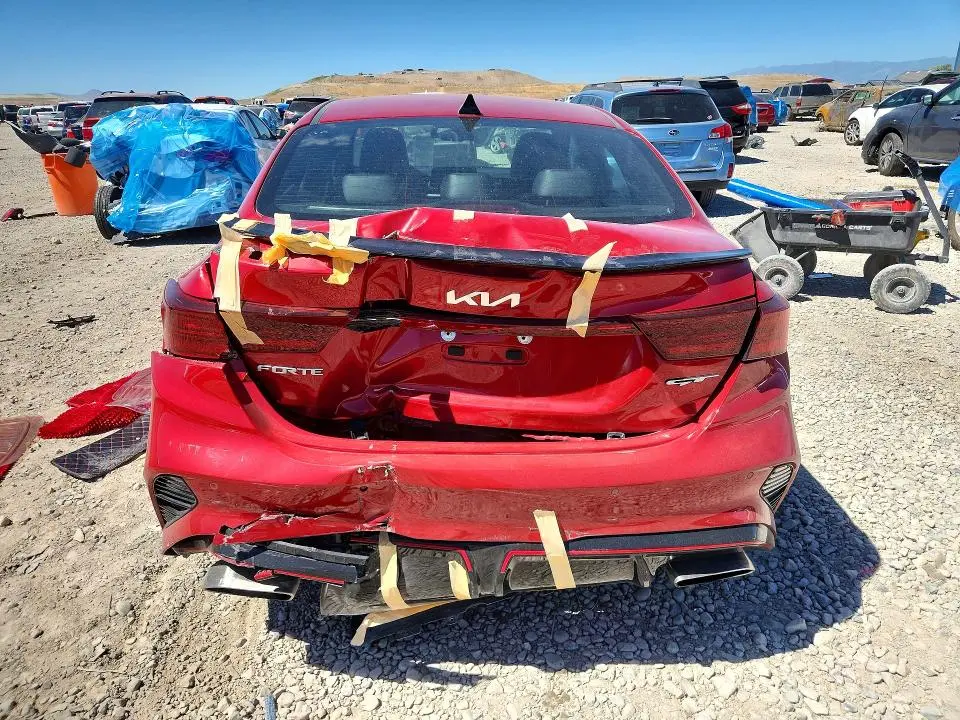 2023 KIA FORTE GT  