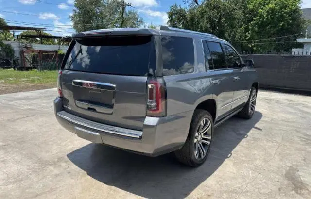 2019 GMC YUKON DENALI  
