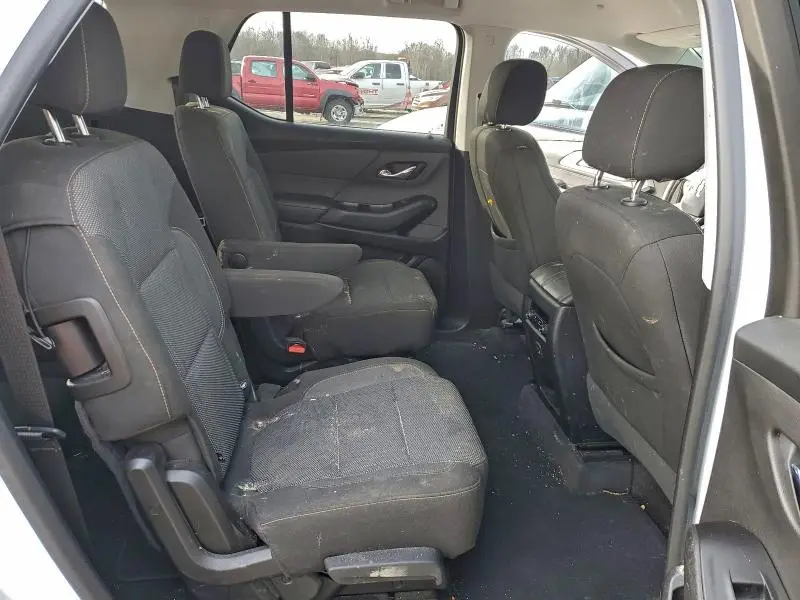 2020 CHEVROLET TRAVERSE LT  