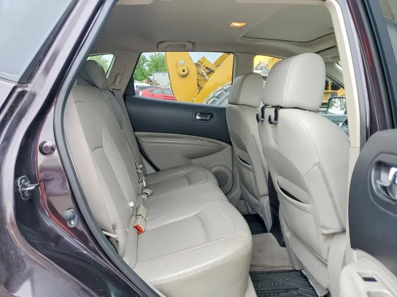 2011 NISSAN ROGUE S  