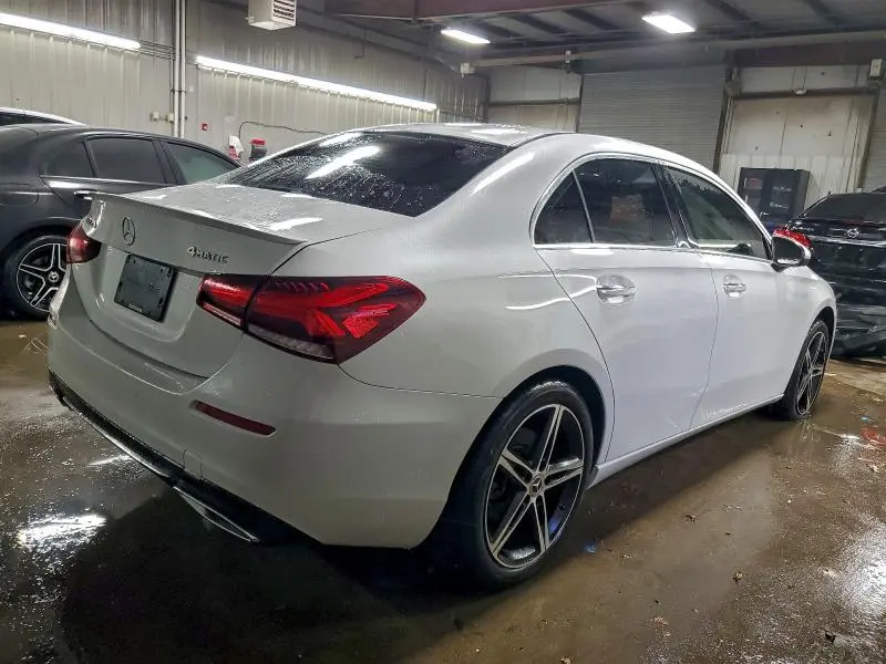 2019 MERCEDES-BENZ A 220 4MATIC  