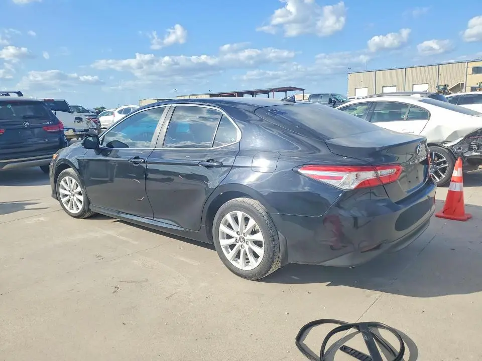 2019 TOYOTA CAMRY LE  