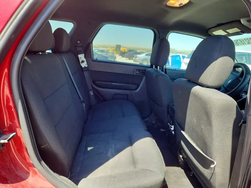 2011 FORD ESCAPE XLT  