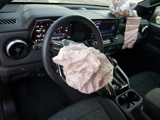 2025 CHEVROLET COLORADO Z71  