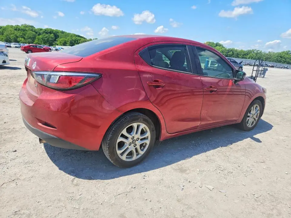 2018 TOYOTA YARIS IA BASE  