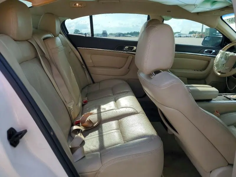 2011 LINCOLN MKS   