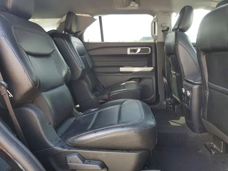 2021 FORD EXPLORER XLT  