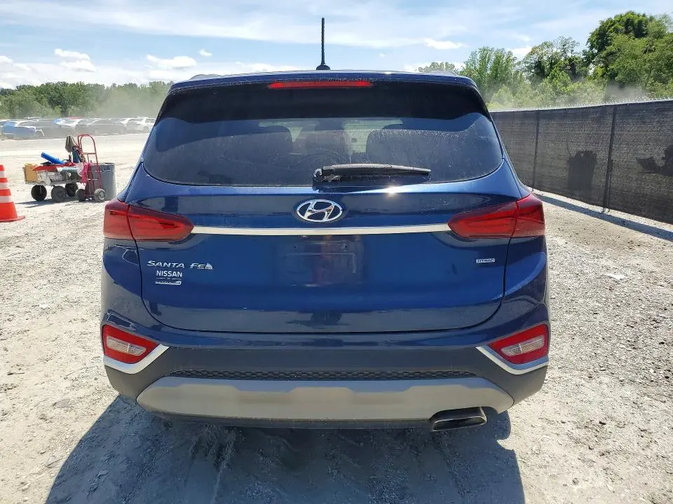 2019 HYUNDAI SANTA FE SE  