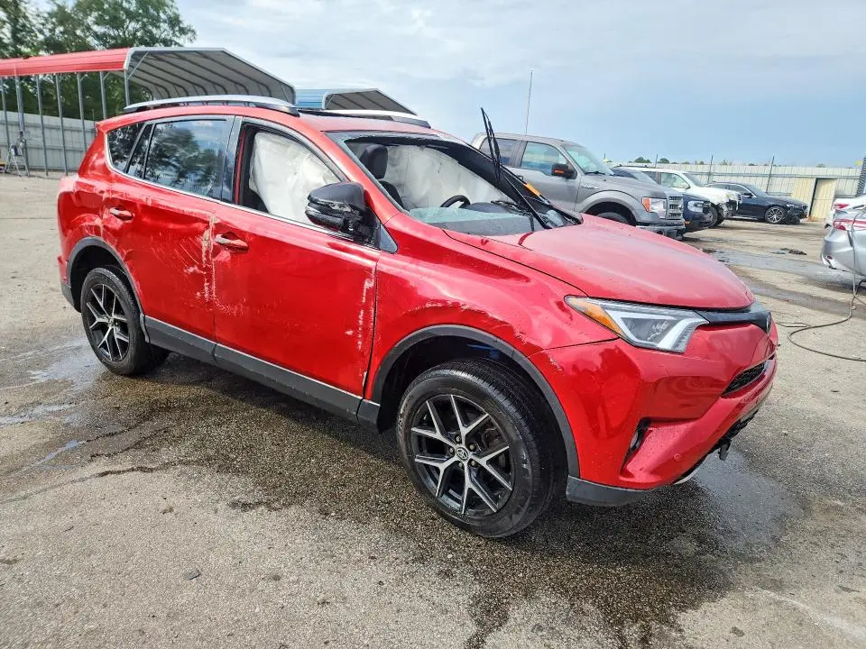 2017 TOYOTA RAV4 SE  