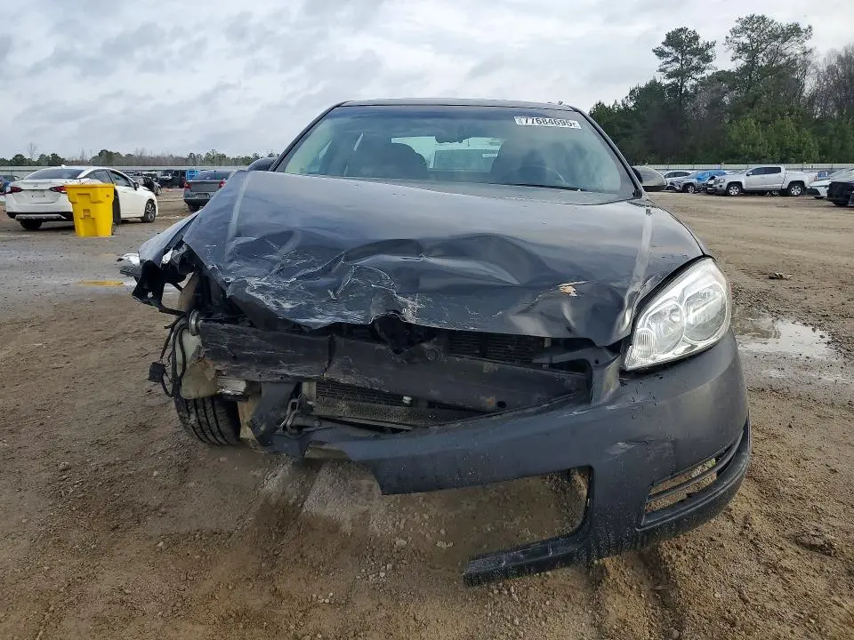 2013 CHEVROLET IMPALA LT  