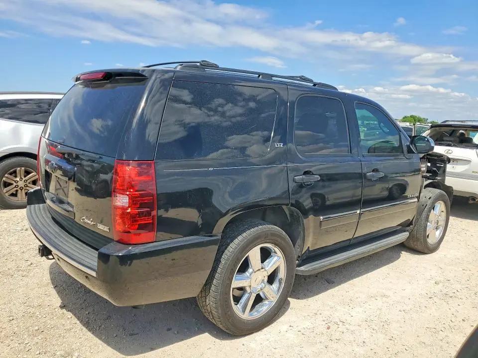 2011 CHEVROLET TAHOE C1500 LTZ  