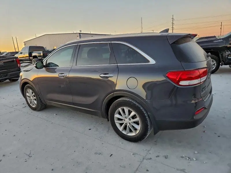 2018 KIA SORENTO LX  