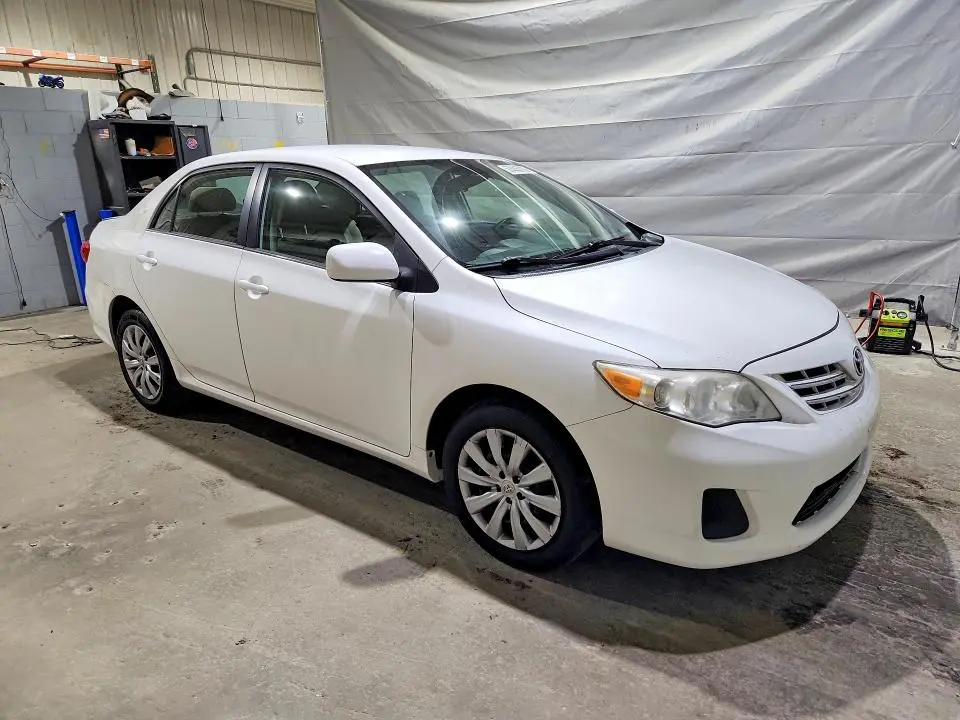 2013 TOYOTA COROLLA LE  