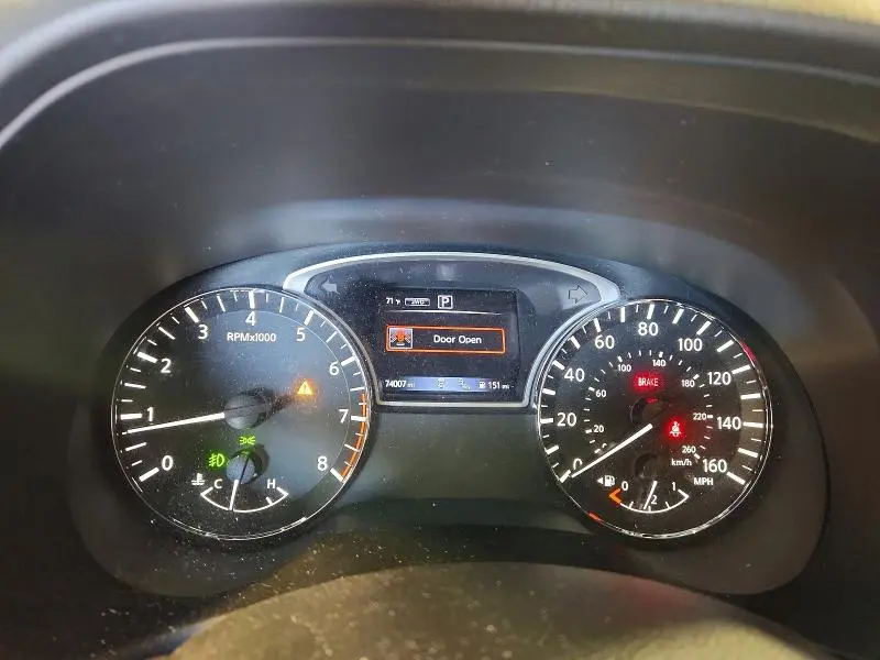 2018 NISSAN PATHFINDER SL  