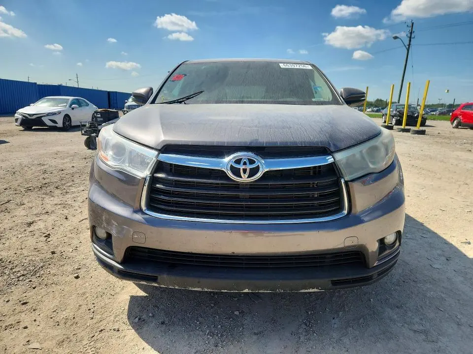 2015 TOYOTA HIGHLANDER LE PLUS  