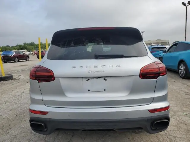 2017 PORSCHE CAYENNE   