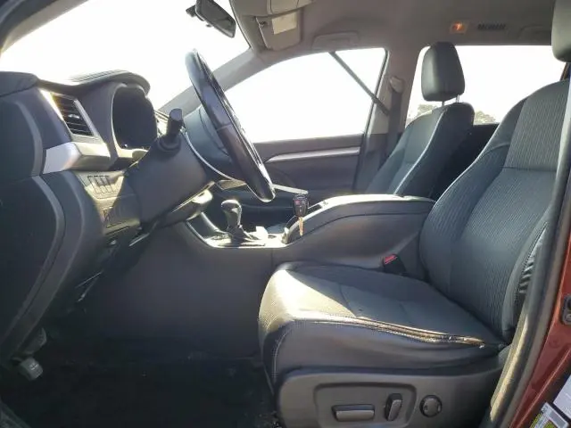 2014 TOYOTA HIGHLANDER LE  