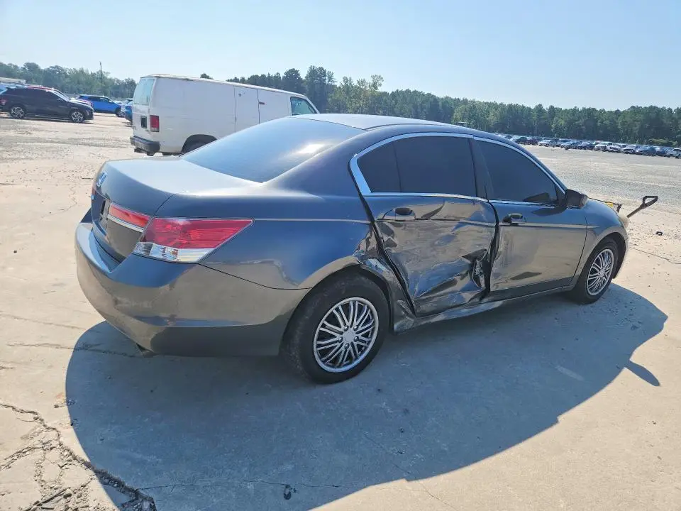 2012 HONDA ACCORD LX  