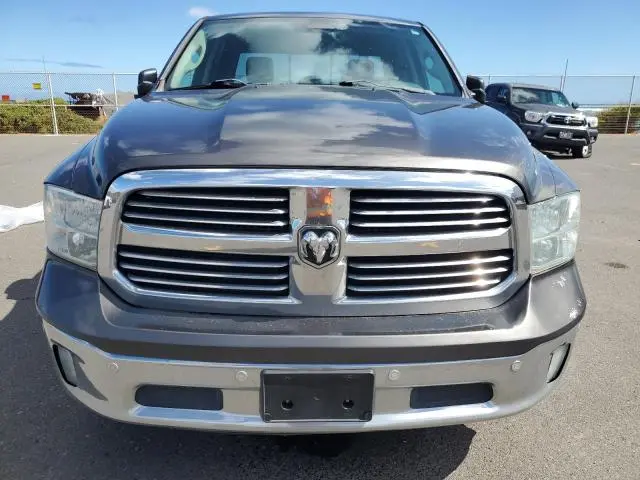 2015 RAM 1500 SLT  
