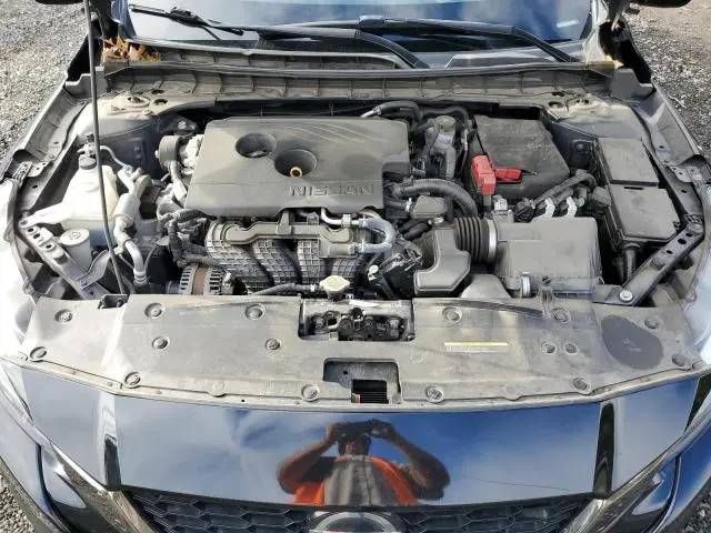 2019 NISSAN ALTIMA SR