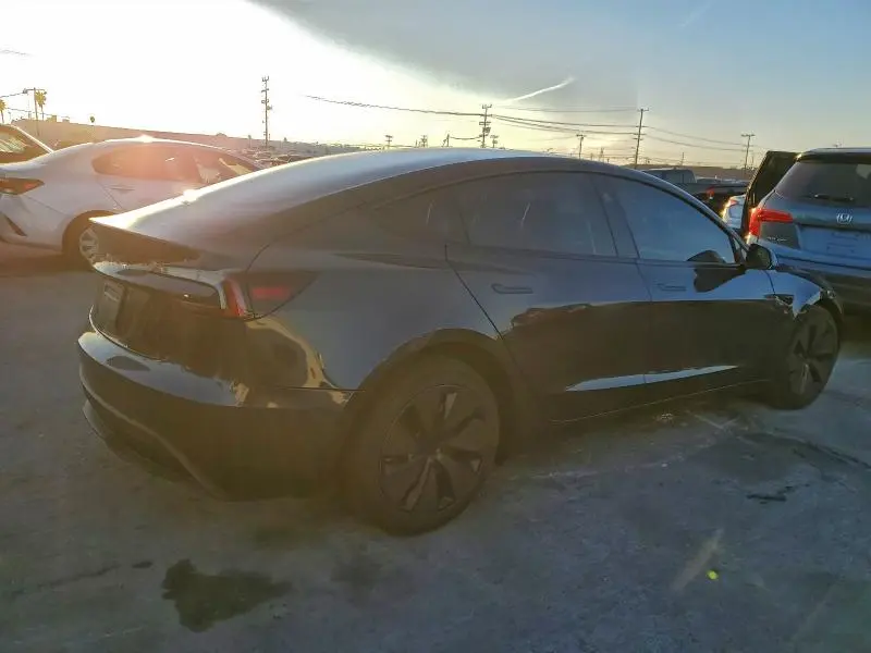 2025 TESLA MODEL 3   