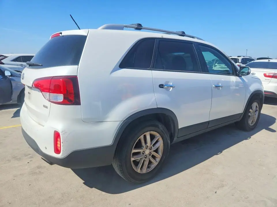 2014 KIA SORENTO LX  