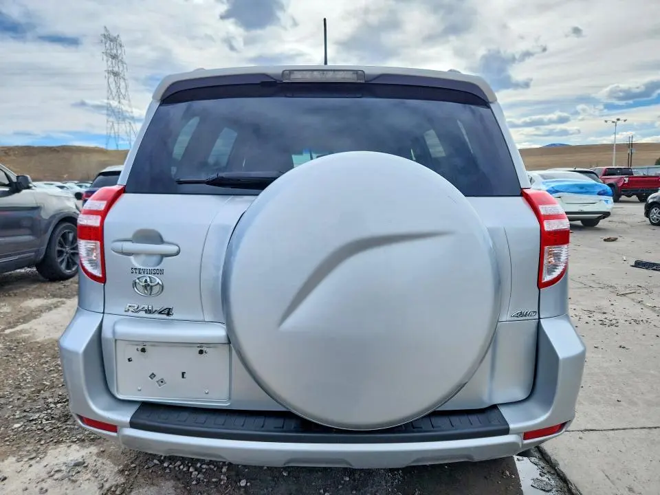 2011 TOYOTA RAV4 BASE  