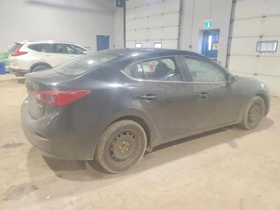 2017 MAZDA 3 SE  