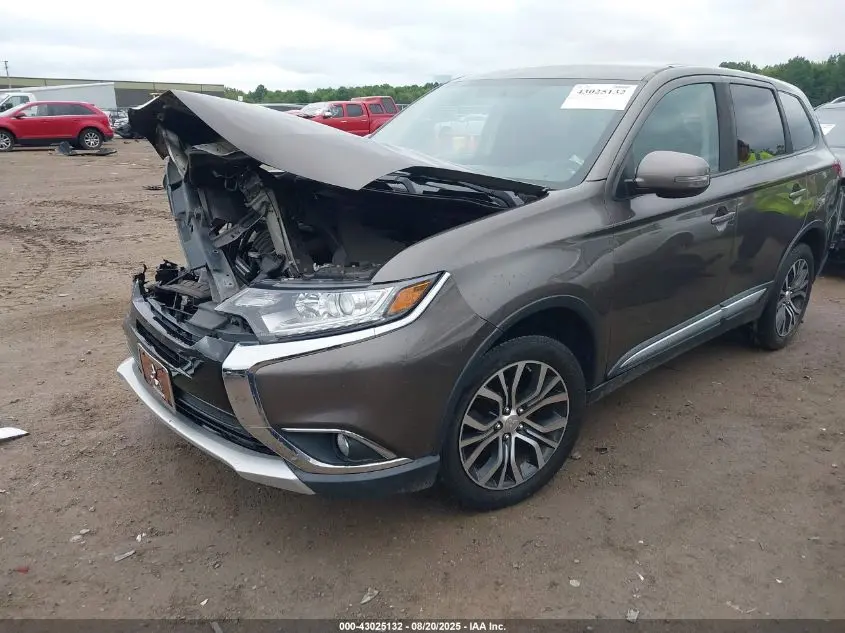 2017 MITSUBISHI OUTLANDER SE/SEL