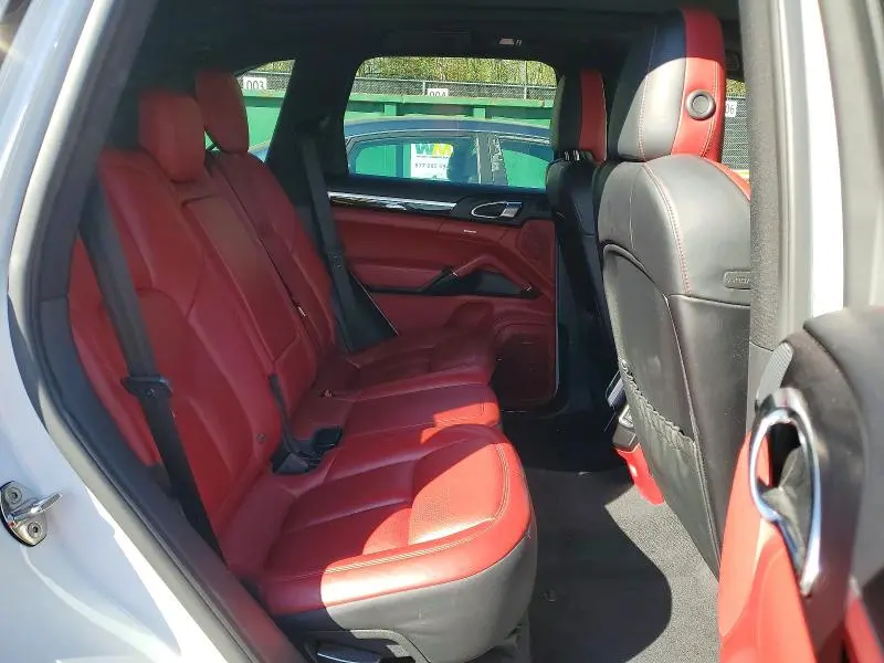 2016 PORSCHE CAYENNE SE HYBRID  