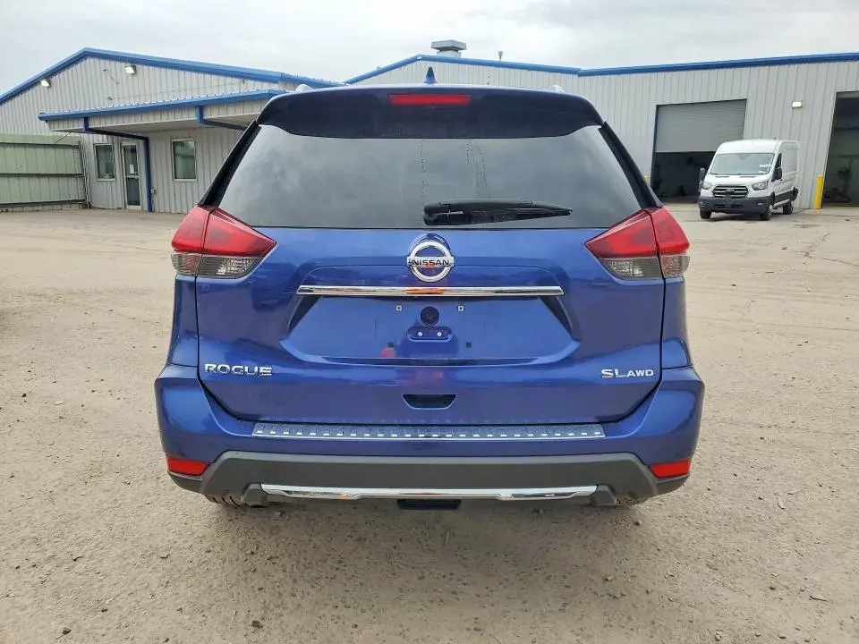 2018 NISSAN ROGUE S  