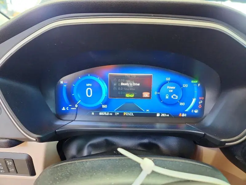 2021 FORD ESCAPE SEL  