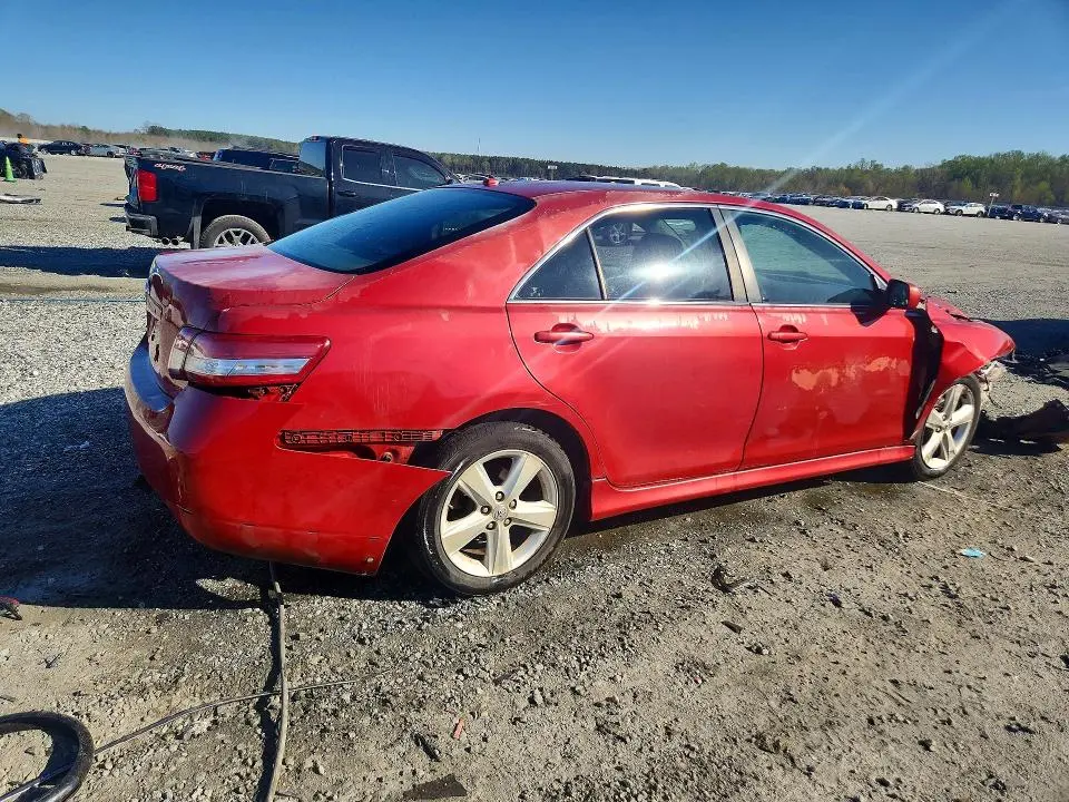 2010 TOYOTA CAMRY SE  