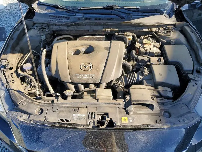 2015 MAZDA 3 TOURING  