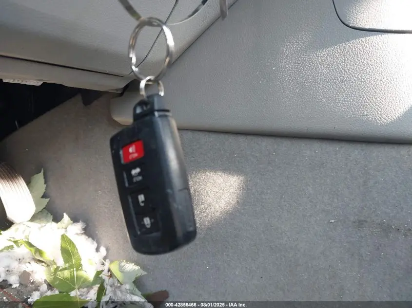 2013 TOYOTA CAMRY XLE
