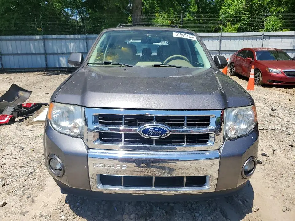 2011 FORD ESCAPE LIMITED  