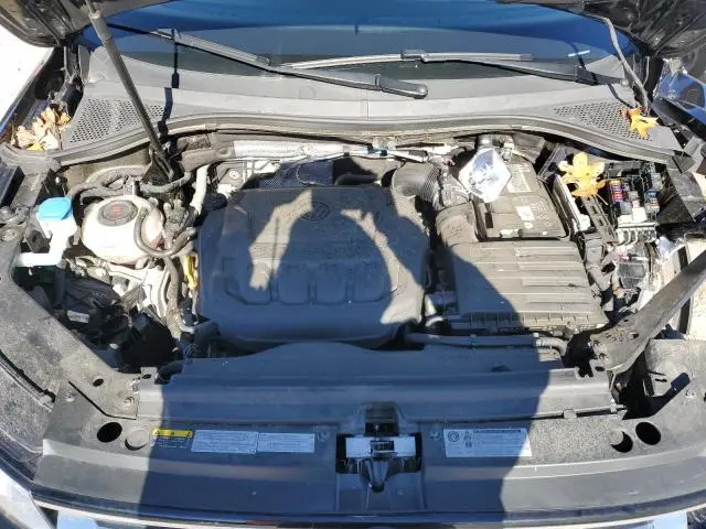 2020 VOLKSWAGEN TIGUAN SE  