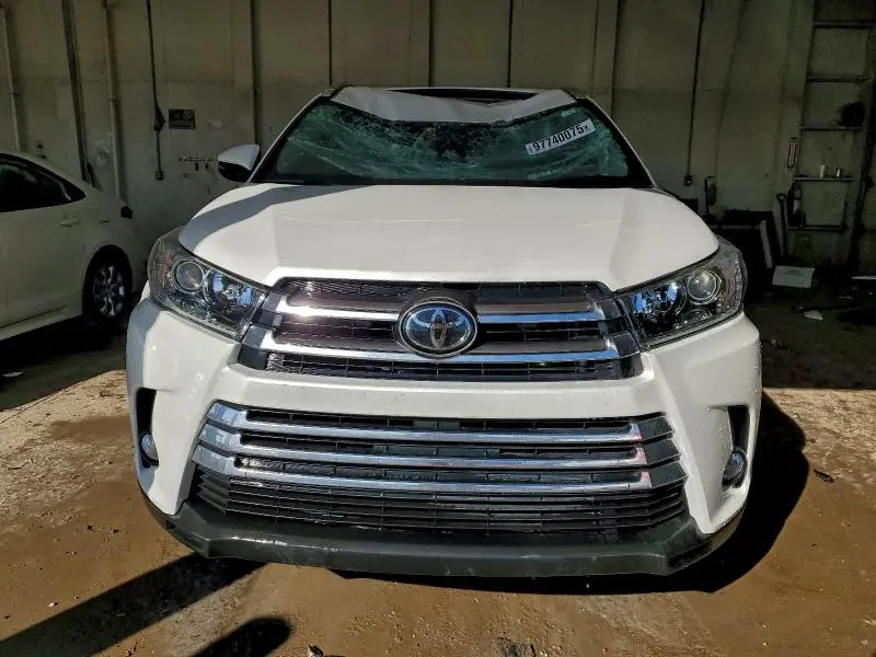 2018 TOYOTA HIGHLANDER LIMITED  