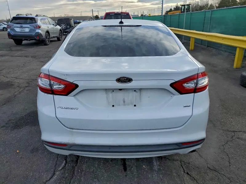 2016 FORD FUSION SE  